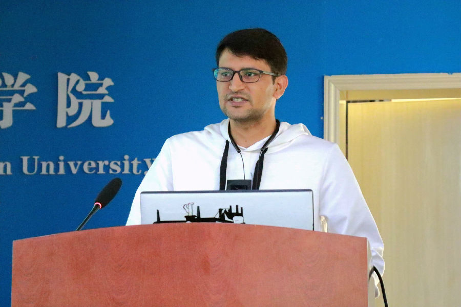 图2 Faisal国外留学生博士.jpg