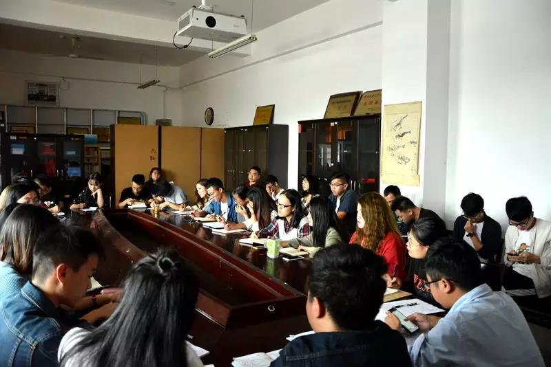 开会1.jpg